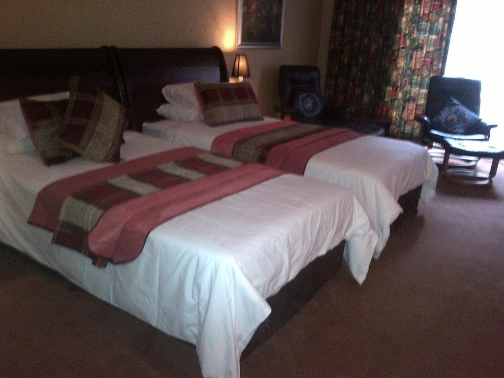Hornbill Lodge Magaliesburg Værelse billede